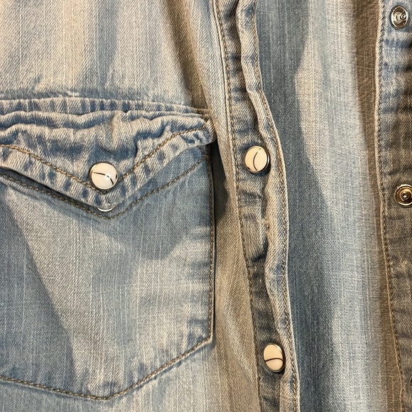 Denim button up shirt - Picture 4 of 5